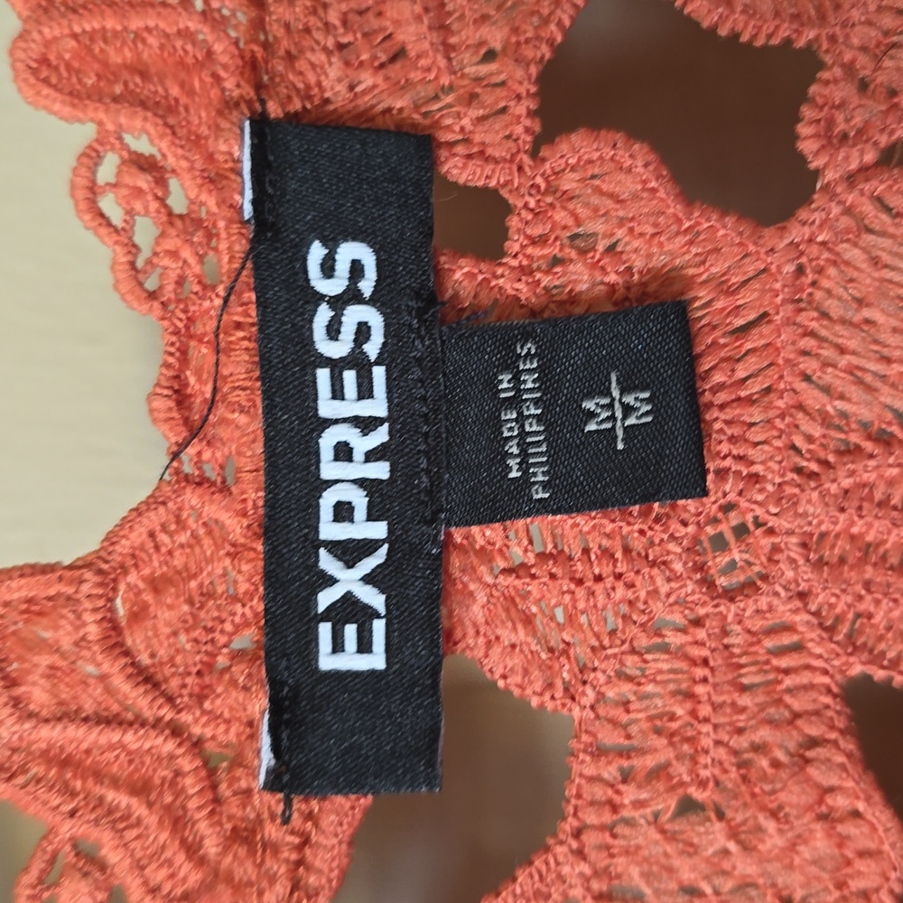Express Coral Lace Detail TOP